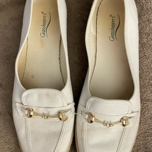 GRASSHOPPERS CANVAS SILIP ON SHOES TAN SZ 9M - Picture 10 of 10